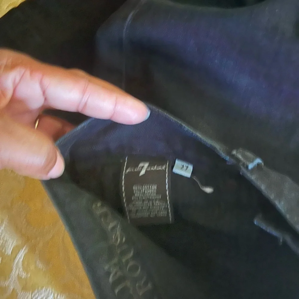 Black jeans. Not used but without tags. Beautiful look - Picture 6 of 6